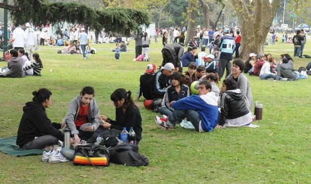 DIA DE LA PRIMAVERA, CUATRO HERIDOS EN CALZADA