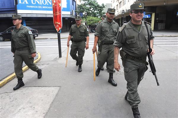 LLEGAN LAS FUERZAS FEDERALES A LOS PRIMEROS DISTRITOS