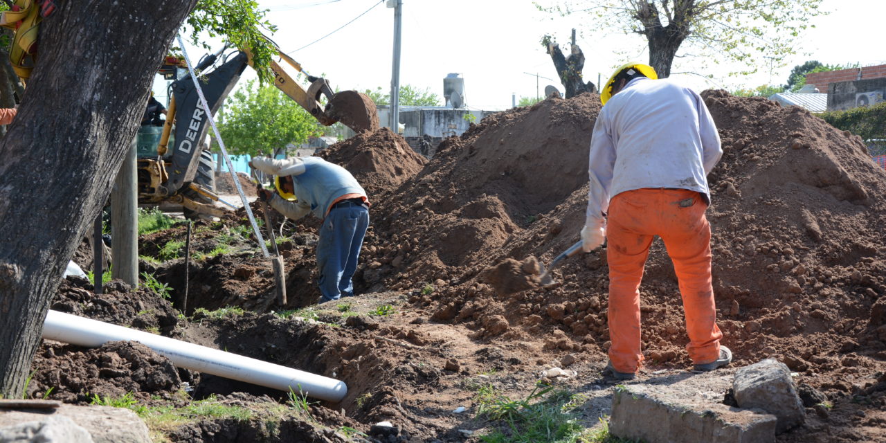 PTE PERON, CONTINUA LA EXTENSION DE LA RED CLOACAL