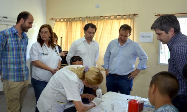 CASCALLARES INAUGURO CENTRO DE TESTEO RAPIDO DE HIV