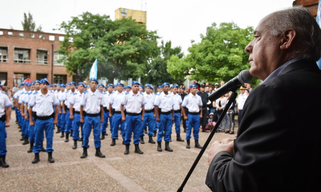 EGRESARON 87 POLICIAS LOCALES EN PRESIDENTE PERON