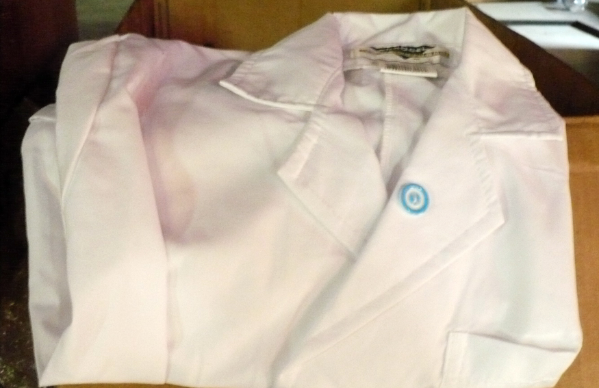 LOMAS, EL SINDICATO MUNICIPAL ENTREGO GUARDAPOLVOS A SUS AFILIADOS