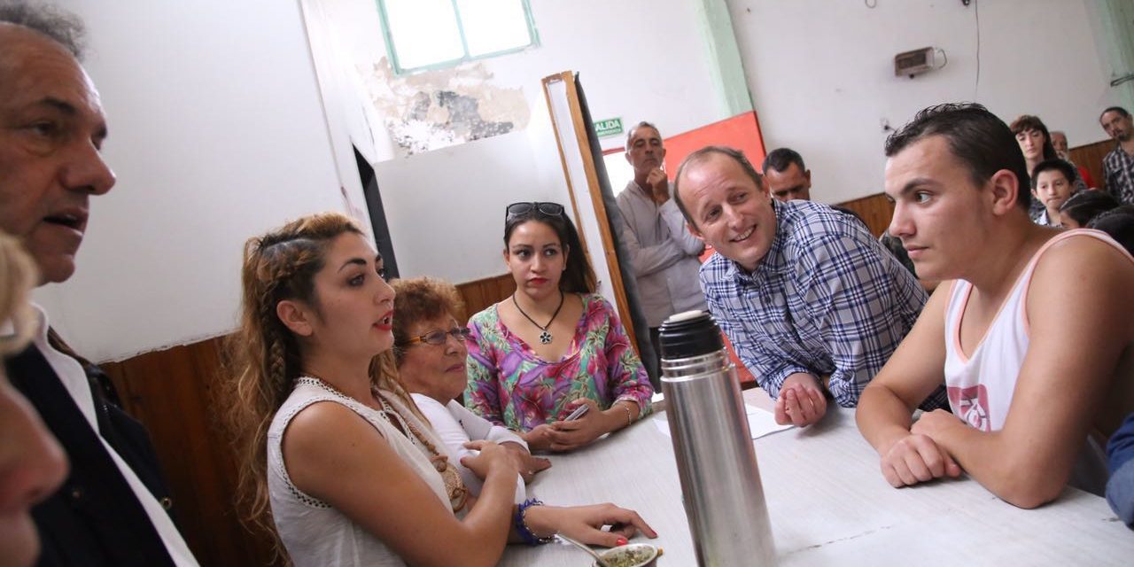 INSAURRALDE Y SCIOLI VISITARON VECINOS EN LOMAS