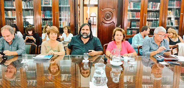 DOCENTES VUELVEN AL PARO, NO HUBO ACUERDO CON PROVINCIA
