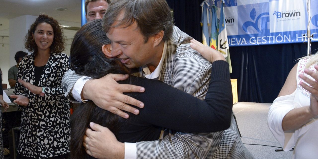 CASCALLARES ENTREGO MAS DE 200 ESCRITURAS