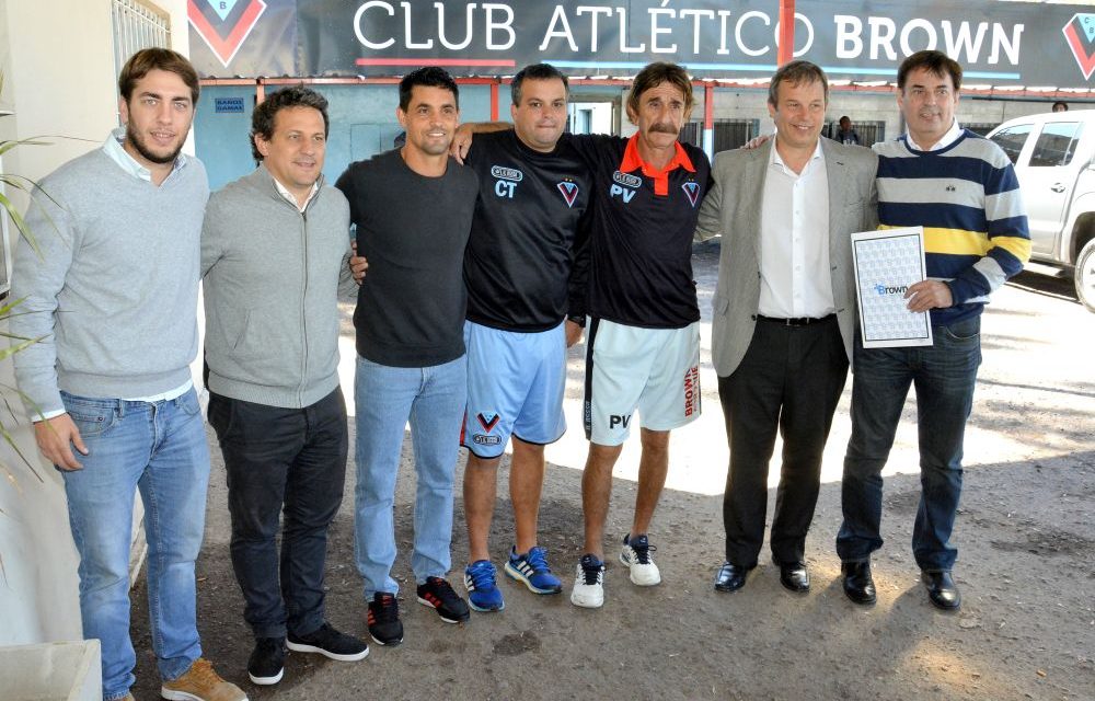 CASCALLARES VISITO EL CLUB BROWN DE ADROGUE