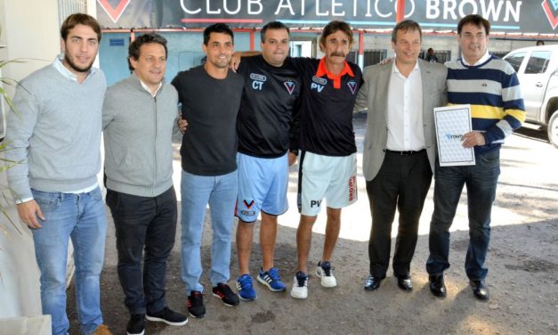 CASCALLARES VISITO EL CLUB BROWN DE ADROGUE