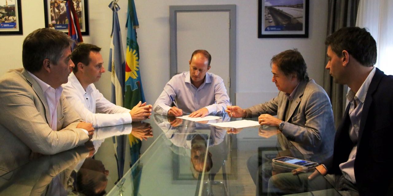 INSAURRALDE FIRMO CONVENIO CON LA DEFENSORIA DEL PUEBLO