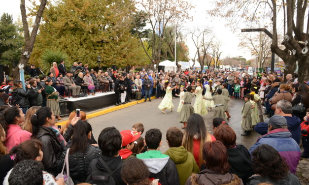 25 DE MAYO. CELEBRACION EN ESTEBAN ECHEVERRIA