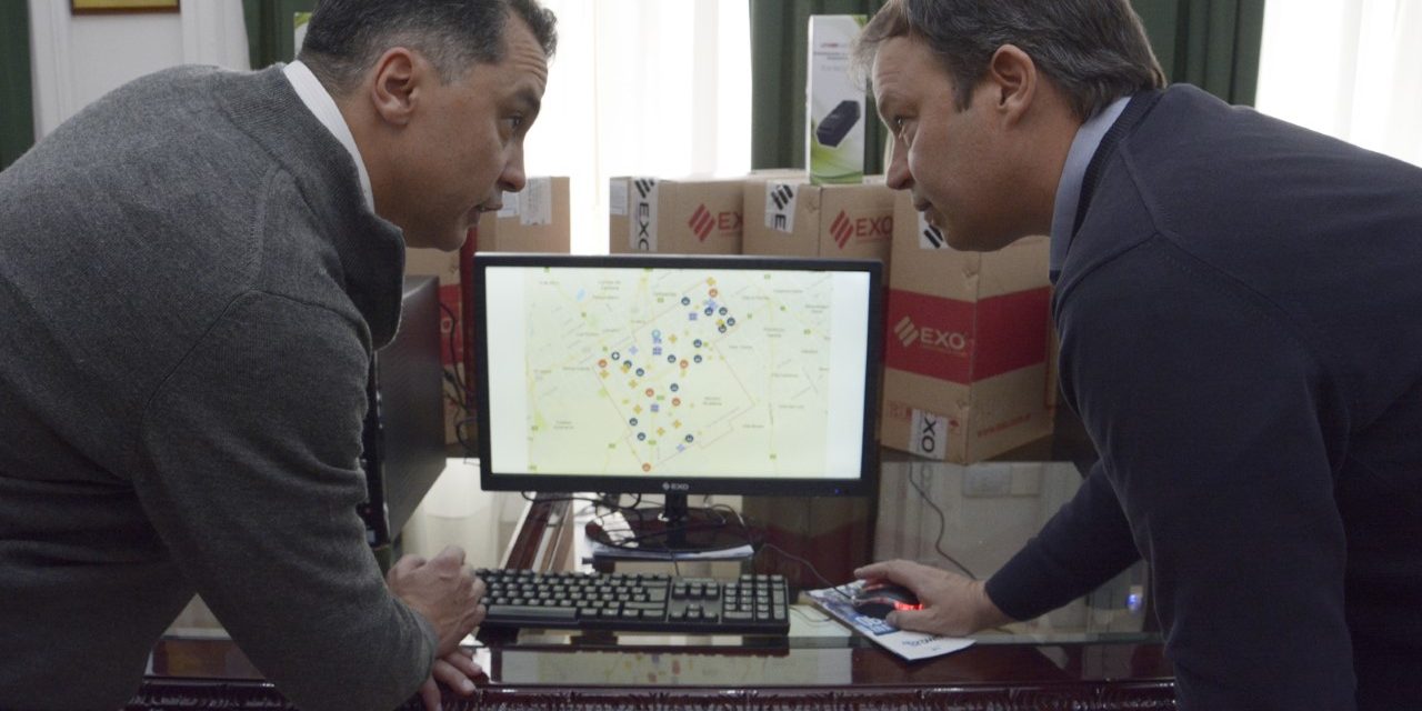 BROWN, AVANZA LA INFORMATIZACION EN LOS CENTROS DE SALUD