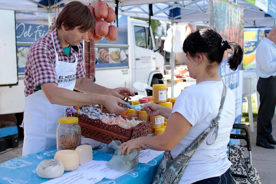 EL MERCADO EN TU BARRIO RECORRE EL DISTRITO