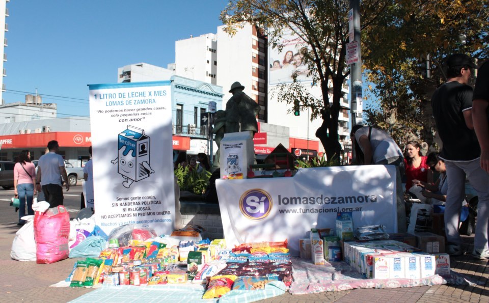 SUMATE A LA CAMPAÑA «UN LITRO DE LECHE POR MES»