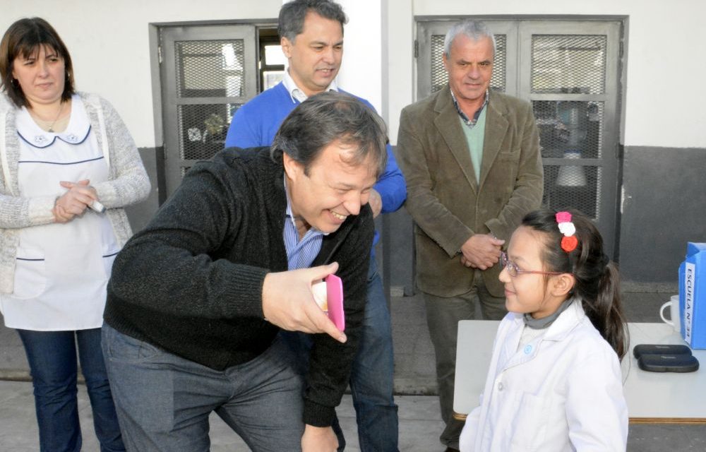 «NIÑOS A LA VISTA»  EN BROWN CONTINUA LA ENTREGA DE ANTEOJOS