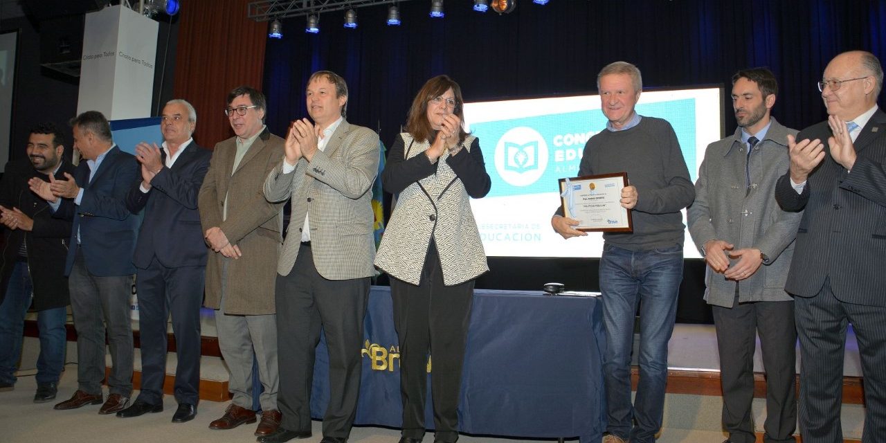 BROWN, PRIMER CONGRESO DE EDUCACION