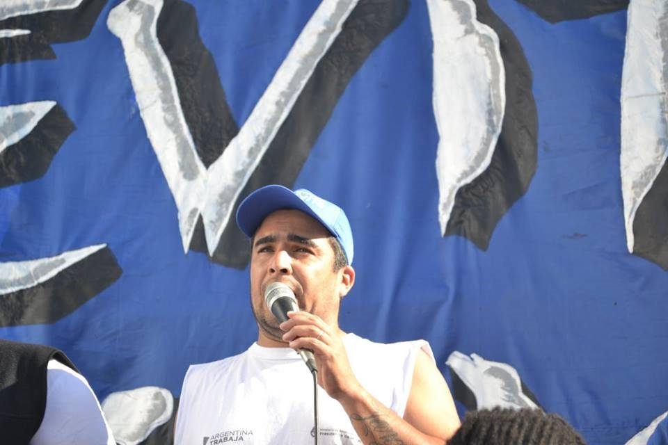 «AVANZA EL ENEMIGO»