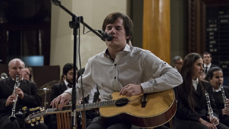 NAHUEL PENNISI SE PRESENTA ESTE DOMINGO EN FLORENCIO VARELA