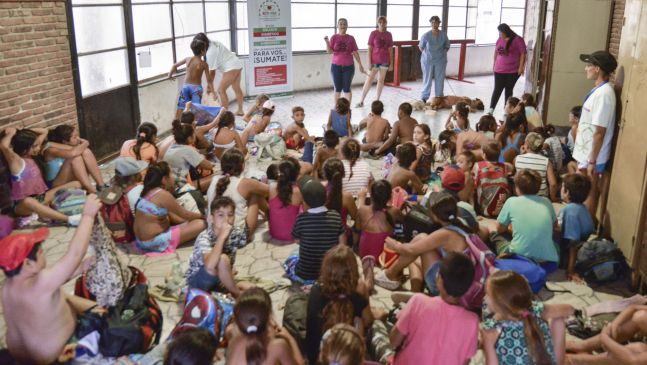 ECHEVERRIA, LOS CHICOS APRENDEN A CUIDAR A  SUS MASCOTAS
