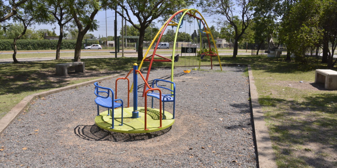 ECHEVERRIA,  EL MUNICIPIO RENOVÓ LA PLAZA REPÚBLICA DE PORTUGAL