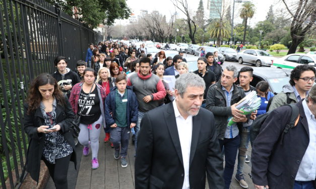 PROVINCIA QUITA APORTES ECONOMICOS  A INST.EDUCATIVOS DE AVELLANEDA