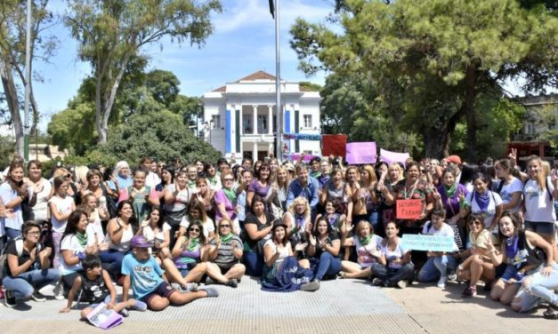 BROWN INAUGURA UN CENTRO PARA MUJERES EN SITUACION DE VIOLENCIA