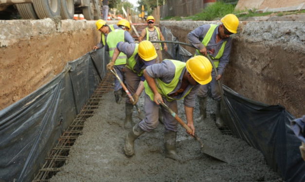 CONTINUAN LAS OBRAS HIDRICAS EN ECHEVERRIA