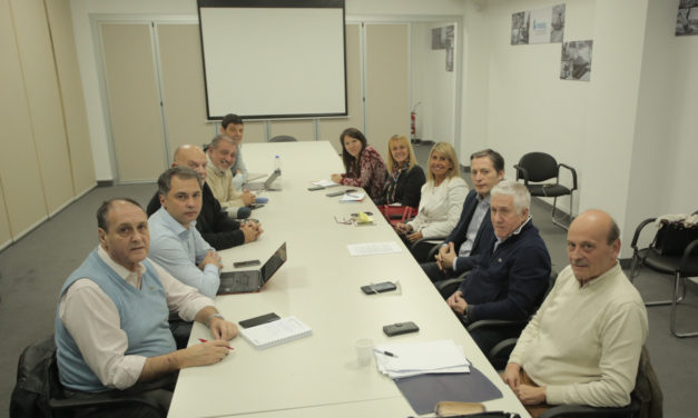 EL PJ PREOCUPADO  POR LOS COSTOS DE INSUMOS HOSPITALARIOS
