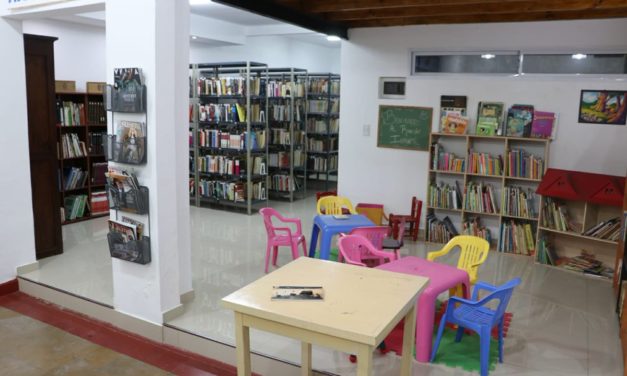 FERRARESI INAUGURO LA REMODELACION DE LA BIBLIOTECA POPULAR NICOLAS AVELLANEDA