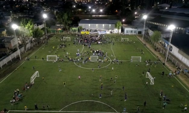 AVELLANEDA CONSTRUYO UNA CANCHA SINTETICA EN EL CLUB REAL BUENOS AIRES