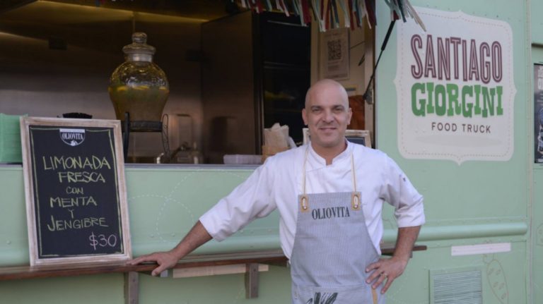 EL CHEF GIORGINI COCINARA EN LOMAS