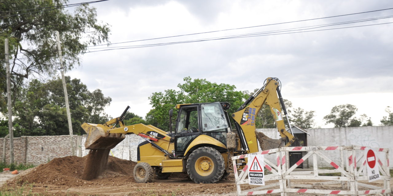 AVANZA OBRA DE CLOACAS QUE BENEFICIARÁ A MÁS DE 8 MIL VECINOS EN GUILLÓN