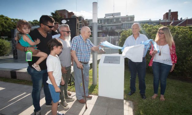 GRINDETTI INAUGURÓ LA PLAZA «GRAN CAPITÁN DE LOS ANDES» UBICADA EN EL INGRESO AL MUNICIPIO