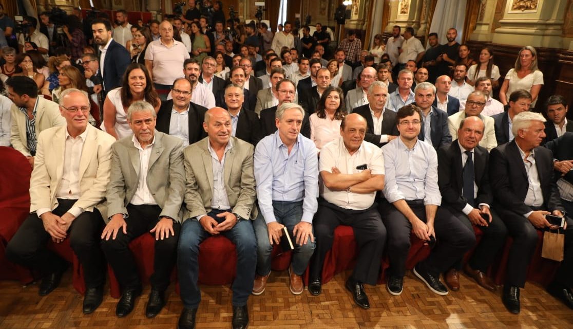 AVELLANEDA SERA UNO DE LOS DISTRITOS DONDE SE ENTREGUEN LAS TARJETAS DEL PLAN NACIONAL CONTRA EL HAMBRE