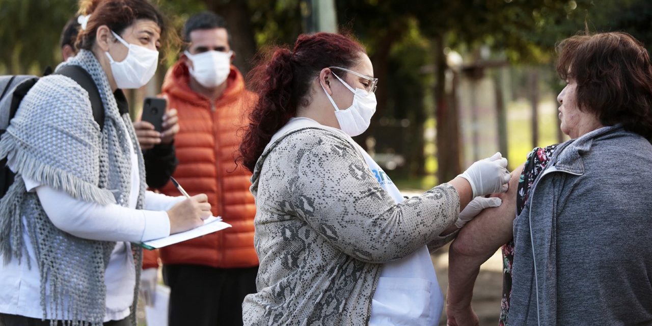 EN BROWN YA SE APLICARON 46 MIL VACUNAS ANTIGRIPALES CASA POR CASA