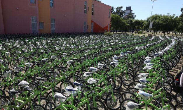 NUEVA ENTREGA DEL PROGRAMA MUNICIPAL «TU PRIMERA BICI» EN AVELLANEDA