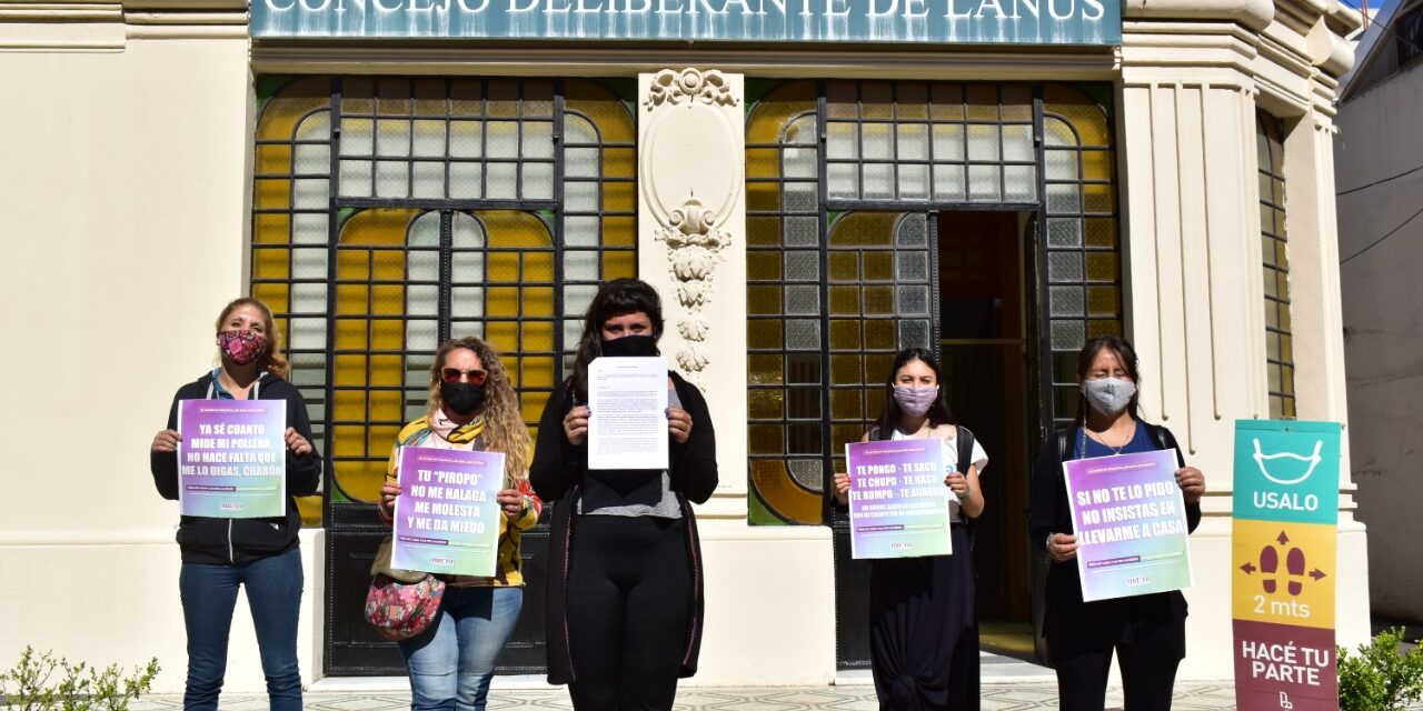 SOMOS BARRIOS DE PIE PROPONE LA CREACIÓN DE UN PROGRAMA PARA PREVENIR EL ACOSO CALLEJERO.  