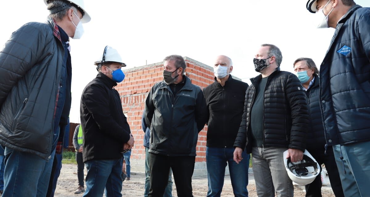GRINDETTI Y SABBATELLA RECORRIERON LAS OBRAS DEL PARQUE INDUSTRIAL CURTIDOR