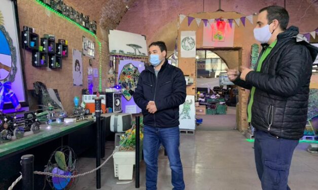 DAMIÁN SALA VISITÓ LA COOPERATIVA DE RECICLAJE ELECTRÓNICO ECOLÓGICO Y SOCIAL ESQUINAZO