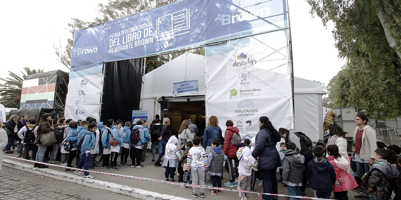 ESTE JUEVES DE INAUGURA LA 5TA FERIA DEL LIBRO EN BROWN