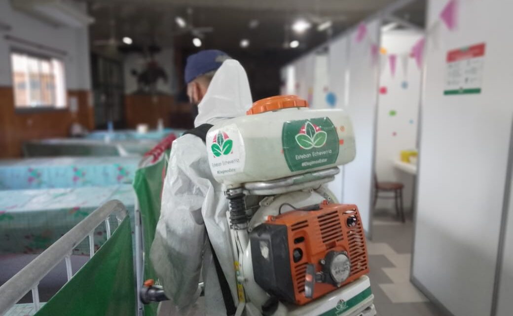 ECHEVERRIA, OPERATIVOS DE DESINFECCION EN VACUNATORIOS