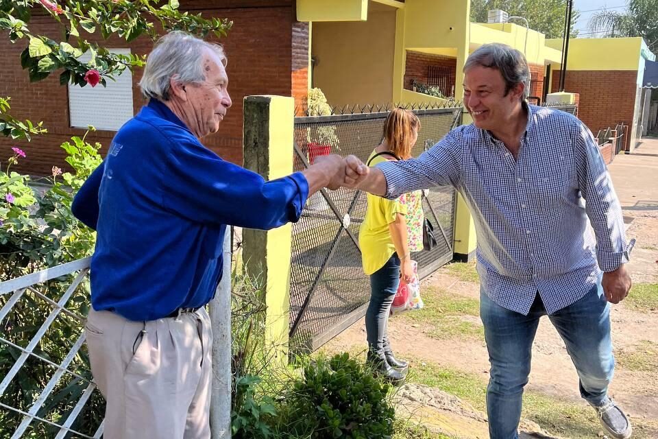 CASCALLARES SUPERVISÓ OBRAS DE PAVIMENTACIÓN Y LA CONSTRUCCIÓN DE VIVIENDAS