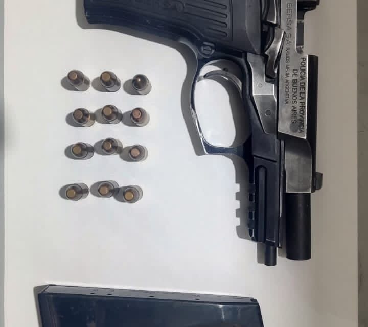 LANUS,  CAE “POLICHORRO” TRAS ROBAR 280 PESOS CON SU ARMA REGLAMENTARIA