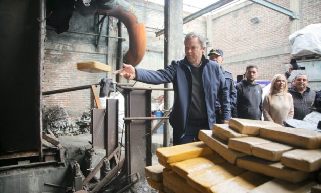 QUEMARON 6 MIL KILOS DE DROGA EN EL PARQUE INDUSTRIAL DE BURZACO