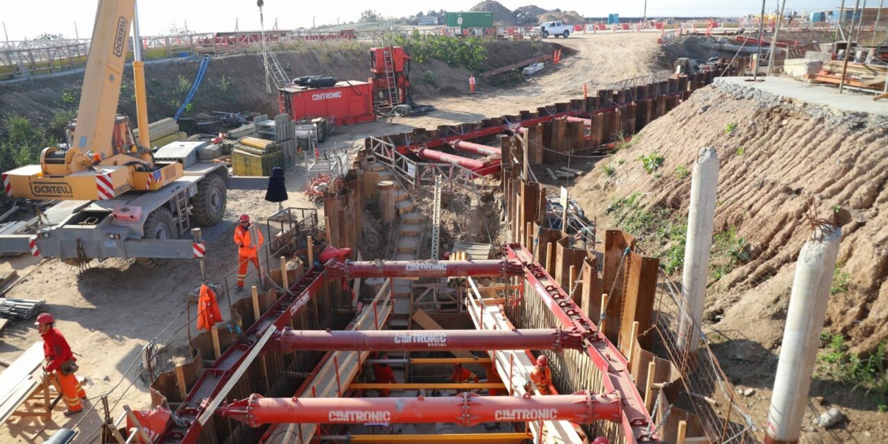 KICILLOF SUPERVIZO LAS OBRAS DEL SISTEMA RIACHUELO EN AVELLANEDA