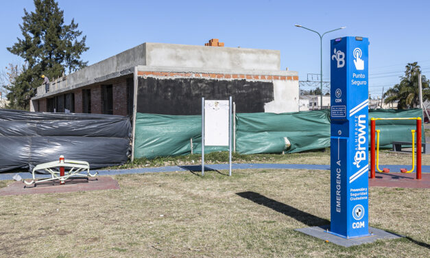 CONSTRUYEN  ENGLEW UN JARDÍN DE INFANTES Y LA NUEVA DELEGACIÓN MUNICIPAL