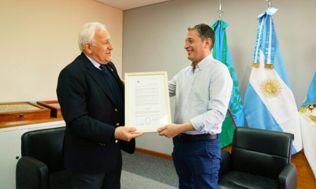 FERNANDO GRAY SE REUNIÓ CON MANUEL BELGRANO, CHOZNO NIETO DEL PRÓCER ARGENTINO