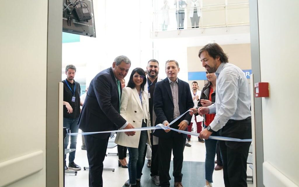 GRAY Y KREPLAK INAUGURARON CONSULTORIOS DE OFTALMOLOGÍA EN EL HOSPITAL DEL BICENTENARIO DE ESTEBAN ECHEVERRÍA