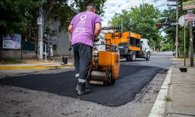 CONTINÚA AVANZANDO EL PLAN INTEGRAL DE BACHEO EN QUILMES CENTRO