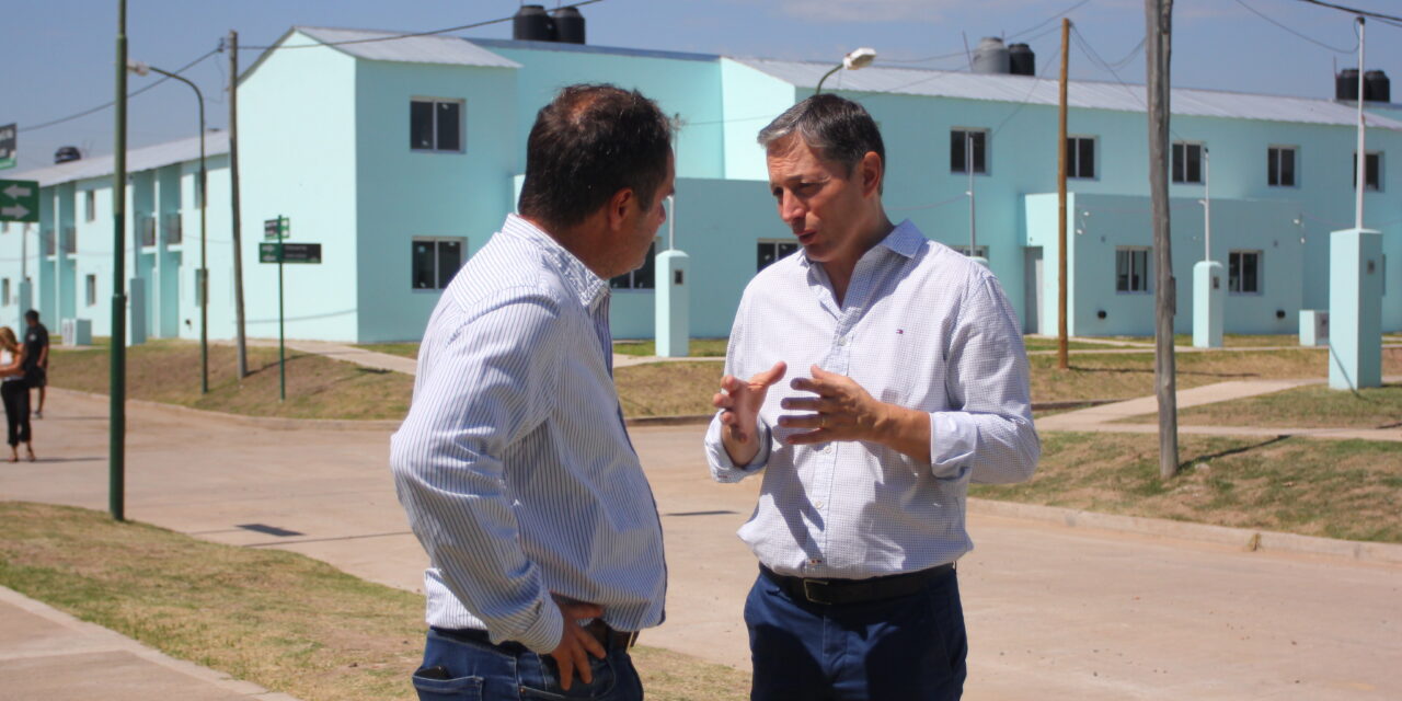 GRAY YMAGGIOTTI INAUGURARON VIVIENDAS EN EL BARRIO MONTECARLO DE ESTEBAN ECHEVERRÍA