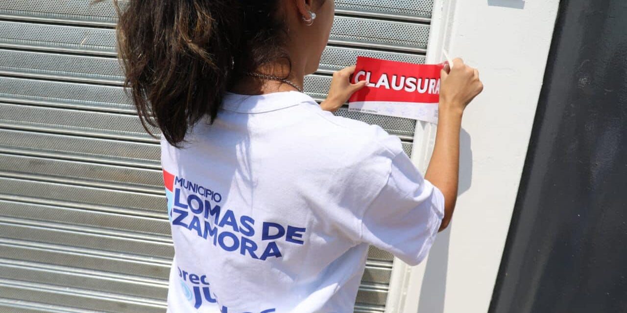 LA COMUNA CLAUSURA CARREFOUR DE LOMAS DE ZAMORA