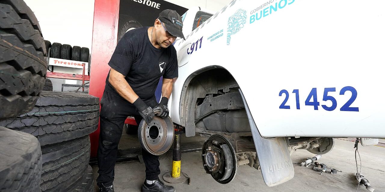 EL MUNICIPIO DE ESTEBAN ECHEVERRIA REACONDICIONA MOVILES POLICIALES